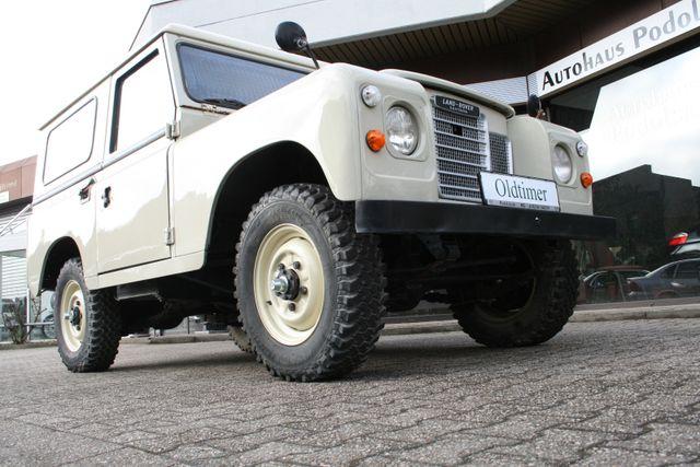 Land Rover Defender Santana 