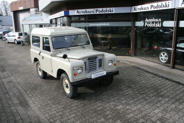 Land Rover Defender Santana 