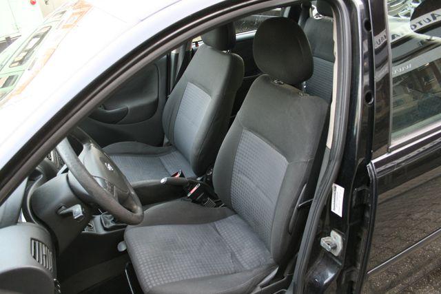 Opel Corsa C | Nur Gewerbe, H&auml;ndler oder Export 