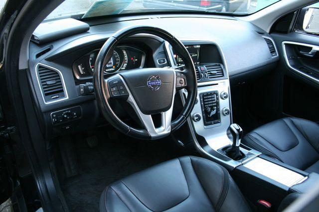 Volvo XC60 Ocean Race 2WD | 33 TKm|Navi| 1. Hd 