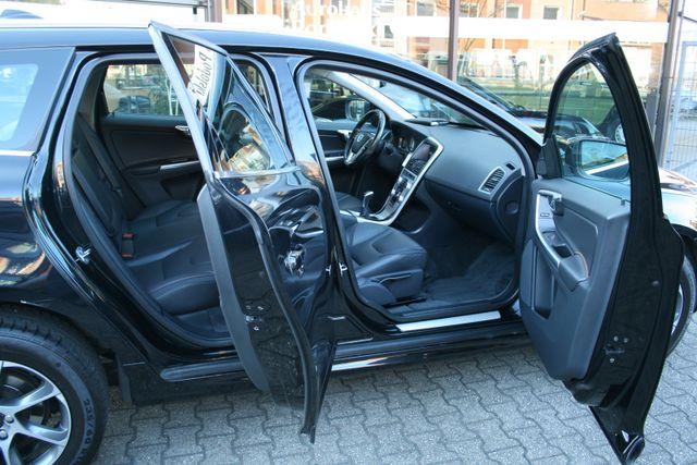 Volvo XC60 Ocean Race 2WD | 33 TKm|Navi| 1. Hd 