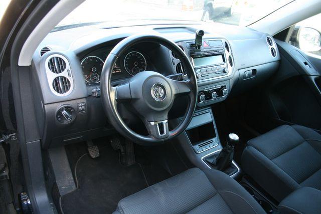 Volkswagen Tiguan Team BMT |AHK|Tempo|Klima|Allwetterreife 