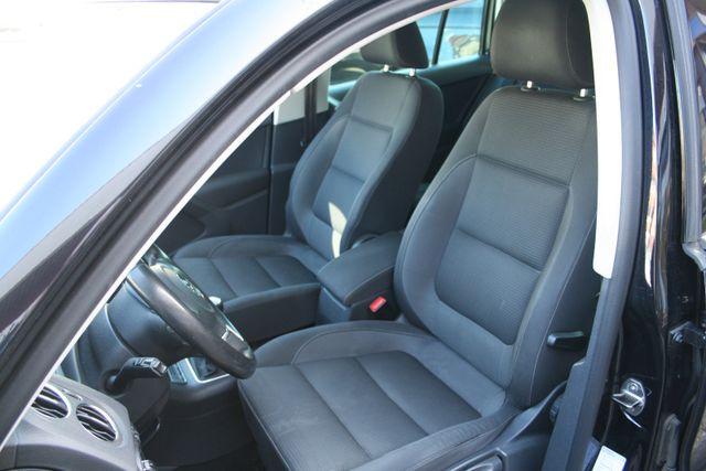 Volkswagen Tiguan Team BMT |AHK|Tempo|Klima|Allwetterreife 