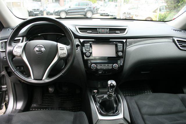 Nissan X-Trail Acenta4x4|7-Si|AHK|Pano|Klappe el|Kamera 