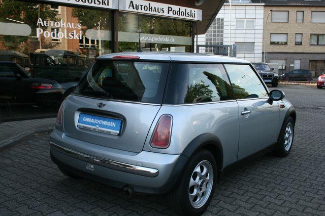 MINI One 