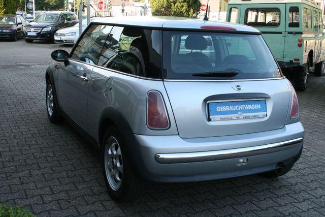 MINI One 