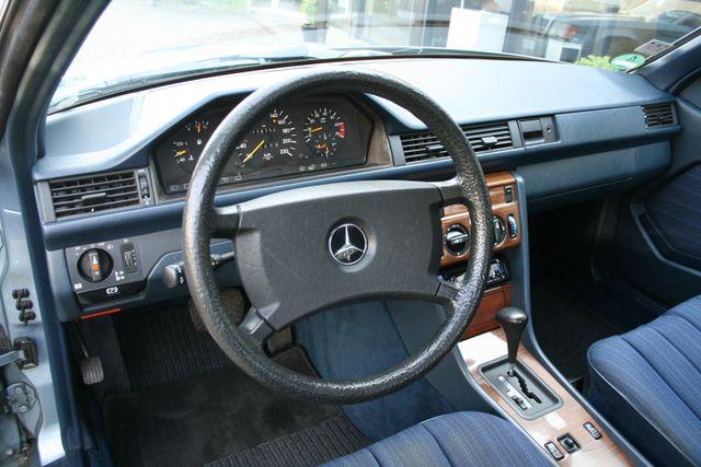 Mercedes-Benz CE-Klasse CE 230|Oldtimer|SSD el.|metallic 