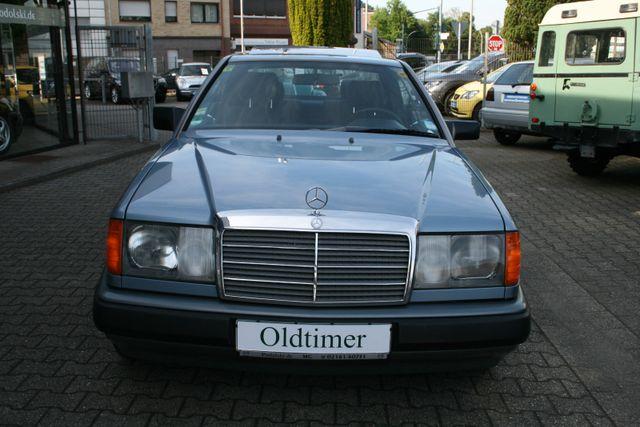 Mercedes-Benz CE-Klasse CE 230|Oldtimer|SSD el.|metallic 