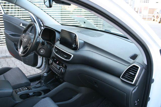 Hyundai TUCSON Style 2WD Autm|Kamera|Navi|Allwet|SitzH. 
