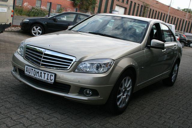 Mercedes-Benz C-Klasse C 250 Elegance Automatic CGI BlueEfficiency,Navi 