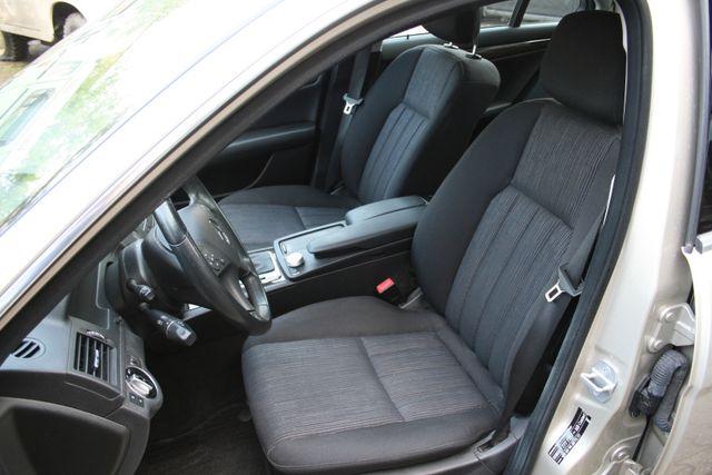 Mercedes-Benz C-Klasse C 250 Elegance Automatic CGI BlueEfficiency,Navi 