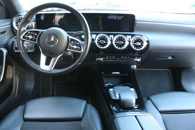 Mercedes-Benz A-Klasse A 250 Autom|A T M vom DB Original 29 TKm|Allwett 