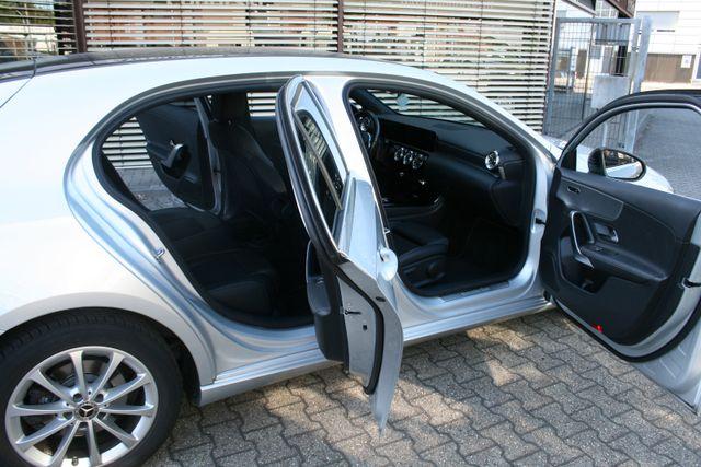 Mercedes-Benz A-Klasse A 250 Autom|A T M vom DB Original 29 TKm|Allwett 