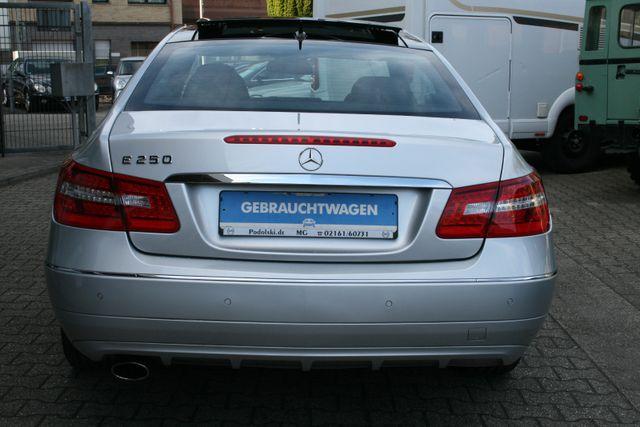 Mercedes-Benz E-Klasse E250 Autom BlueEfficiency Coupe | Pano|W/S R&auml;der 
