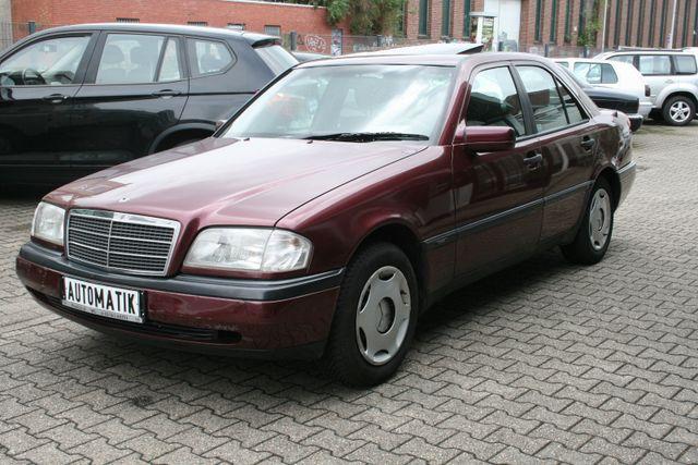 Mercedes-Benz C-Klasse - C 180|Oldtimer|Klima|Schiebedach|Autom.|1. Hd