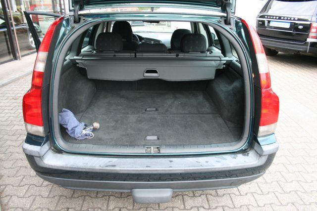 Volvo V70 2.4 Comfort |AHK 1800Kg|Navi|Klima|Allwetter 
