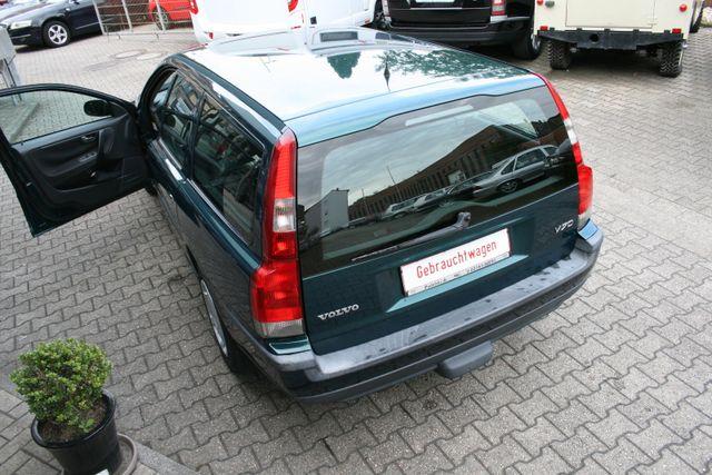 Volvo V70 2.4 Comfort |AHK 1800Kg|Navi|Klima|Allwetter 