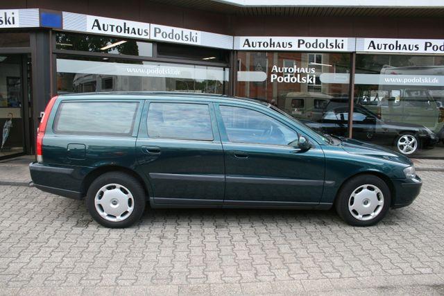 Volvo V70 2.4 Comfort |AHK 1800Kg|Navi|Klima|Allwetter 