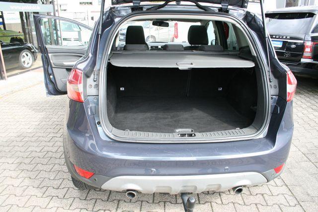 Ford Kuga Champions Edition | Pano AHK 