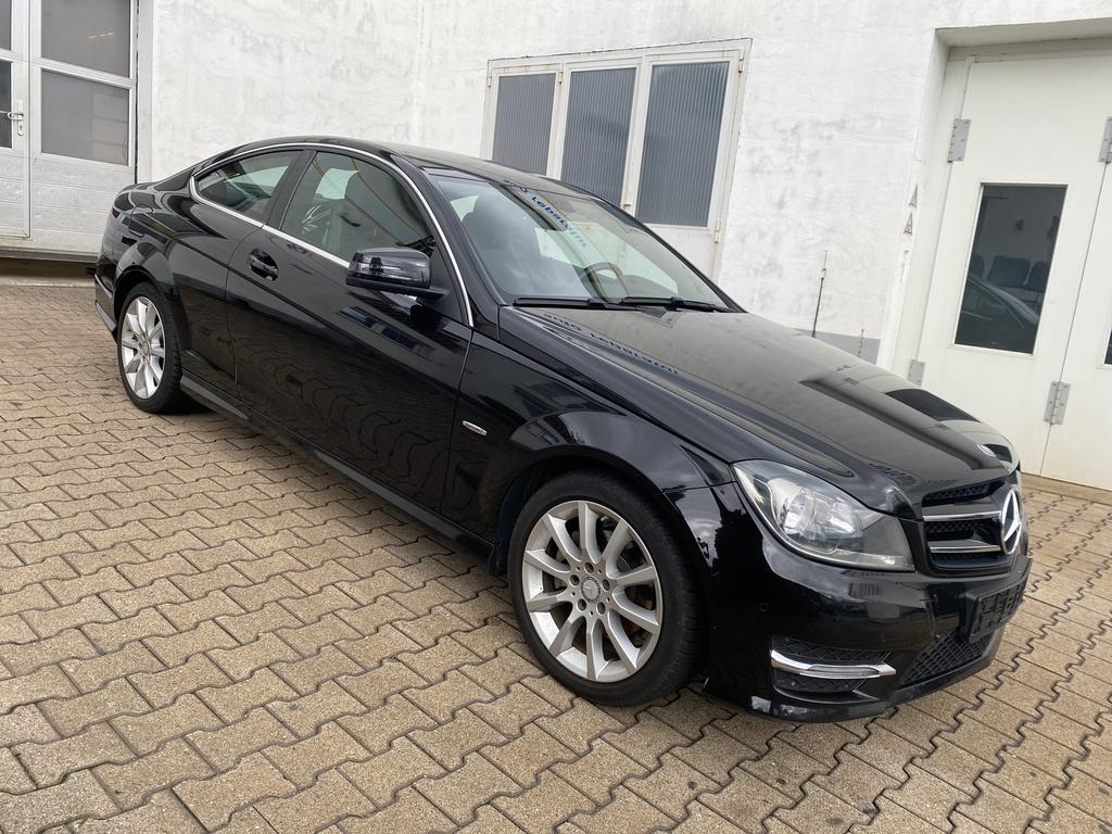 Mercedes Benz C Klasse Coupe C 220 Cdi Amg Pack Navi Ahk Sport Pdc Auto Bauer