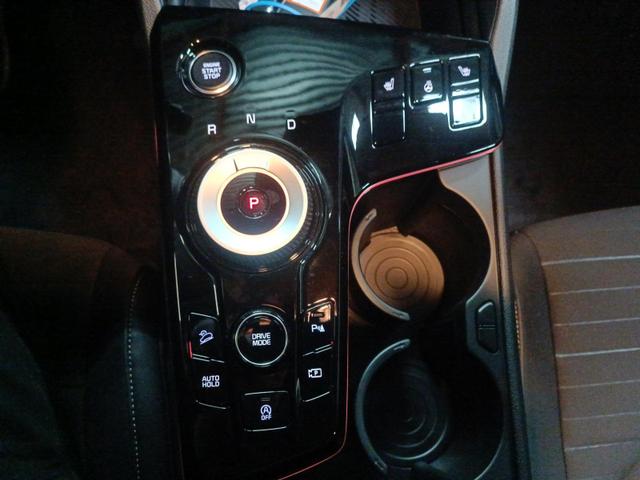 Kia Sportage Spirit AT HEV SOFORT! Navi Pano LED WinterPak E-Heck 