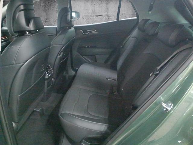 Kia Sportage Spirit AT HEV SOFORT! Navi Pano LED WinterPak E-Heck 