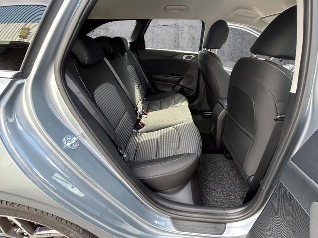 Kia Ceed Sportswagon Vision TOP SOFORT! NAVI WinterPak Kamer Klimaauto Tempo 17" 