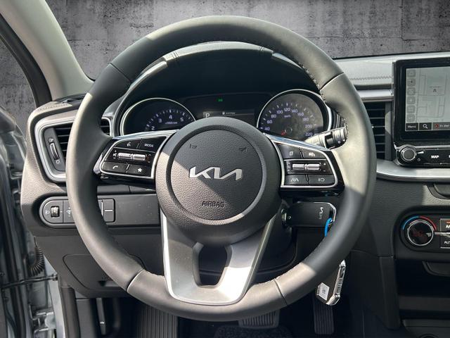 Kia Ceed Sportswagon Vision TOP SOFORT! NAVI WinterPak Kamer Klimaauto Tempo 17" 