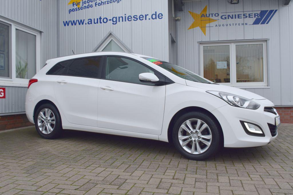 Hyundai I30 Cw 1 4 Navi Alu Bluetooth Nebel Pdc Kamera Hyundai Spezialist Fur Eu Neuwagen Junge Gebrauchtwagen Meisterwerkstatt