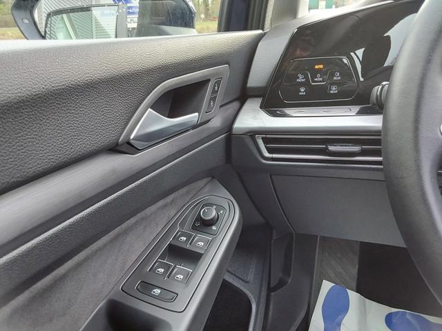 Volkswagen Golf Variant 1.5 eTSI DSG MH Style ACC/LED/PDC/SHZ/KAM 