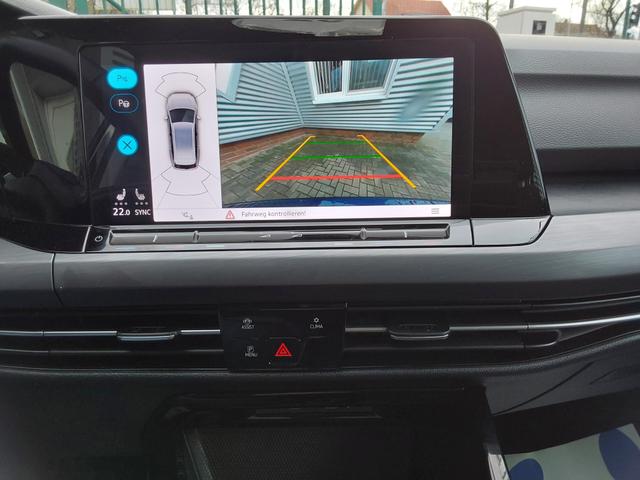Volkswagen Golf Variant 1.5 eTSI DSG MH Style ACC/LED/PDC/SHZ/KAM 