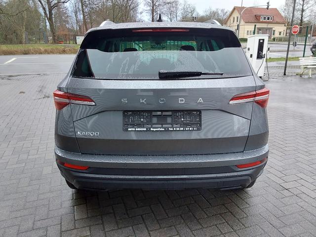 Skoda Karoq 1.5 TSI DSG Selection ACC/LED/PDC/SHZ/Navi/Kamera 