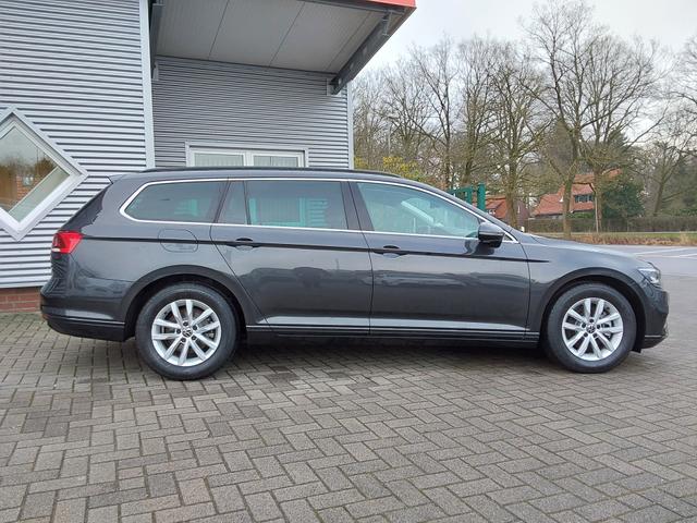 Volkswagen Passat Variant 1.5 TSI DSG Business ACC/LED/PDC/SHZ 