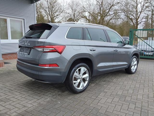 Skoda Kodiaq 1.5 TSI DSG Style 7-Sitzer APP/LED/PDC/SHZ/Pano 