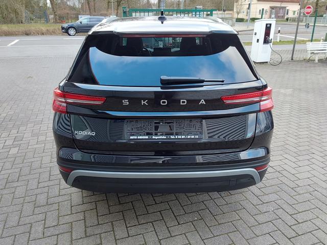 Skoda Kodiaq 1.5 TSI mHEV Selection 7-Sitzer ACC/AHK/LED/PDC/SHZ/Kamera 