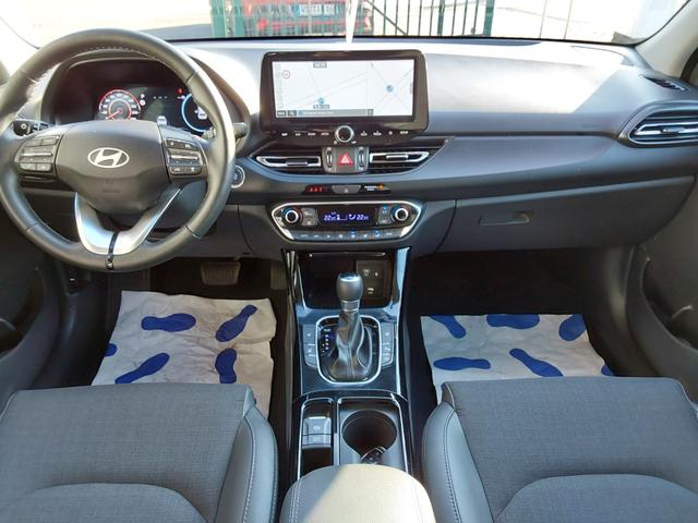 Hyundai i30 Kombi 1.0 T-GDI ACC/LED/APP/SHZ/Kamera/Navi 