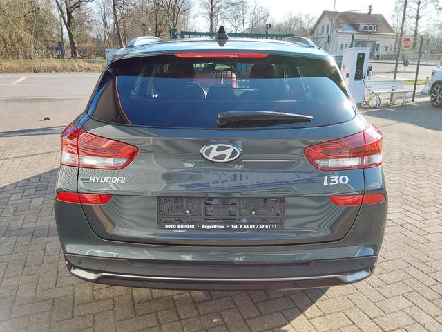 Hyundai i30 Kombi 1.0 T-GDI ACC/LED/APP/SHZ/Kamera/Navi 