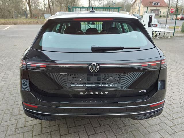 Volkswagen Passat Variant 1.5 eTSI DSG MH ACC/IQL/PDC/SHZ/Navi 