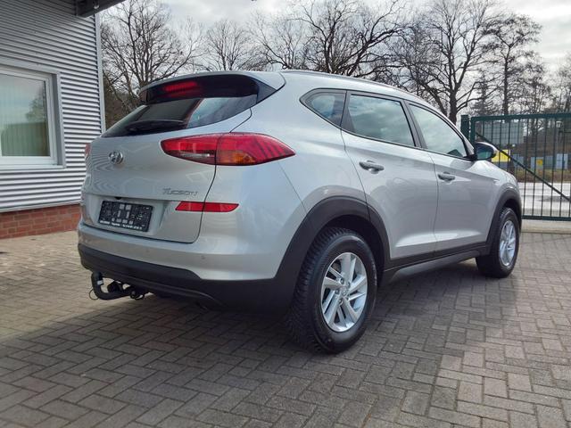 Hyundai TUCSON 1.6 Style 2WD APP/SHZ/AHK/PDC/KAM/NAV 