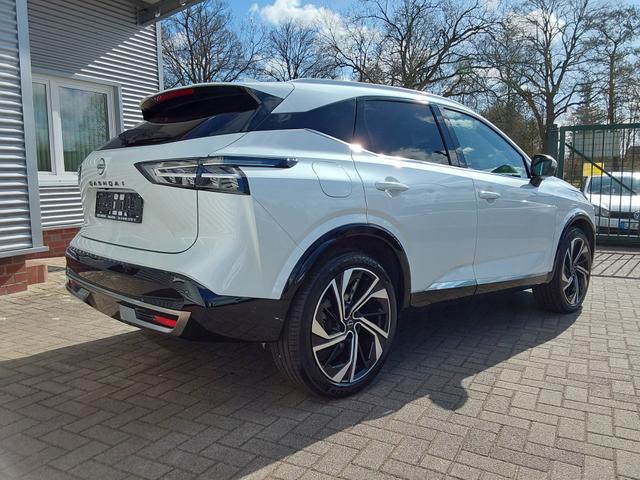 Nissan Qashqai 1.3 DIG-T Mild Hybrid Tekna+ ACC/SHZ/LED/PANO/BOSE 