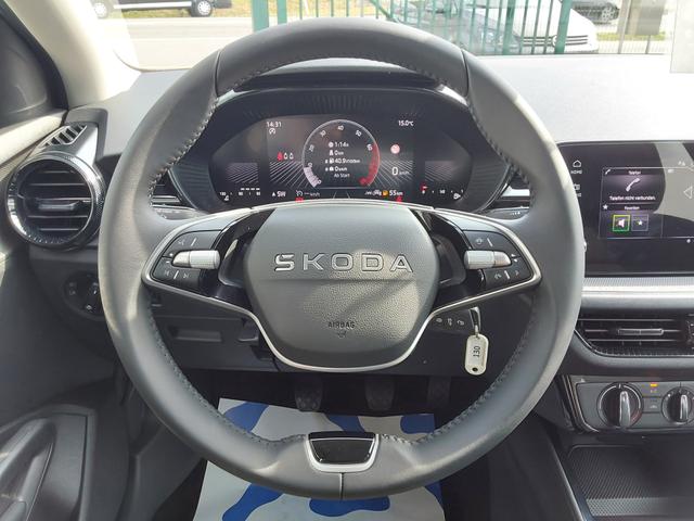 Skoda Fabia 1.0 MPI Essence PDC/LED 