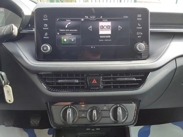 Skoda Fabia 1.0 MPI Essence PDC/LED 