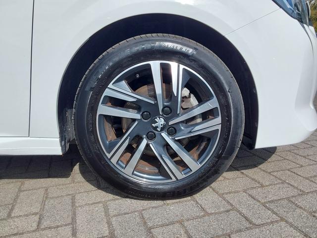 Peugeot 208 1.2 PureTech 100 Allure Pack ACC/LED/PDC/KAM/SHZ 