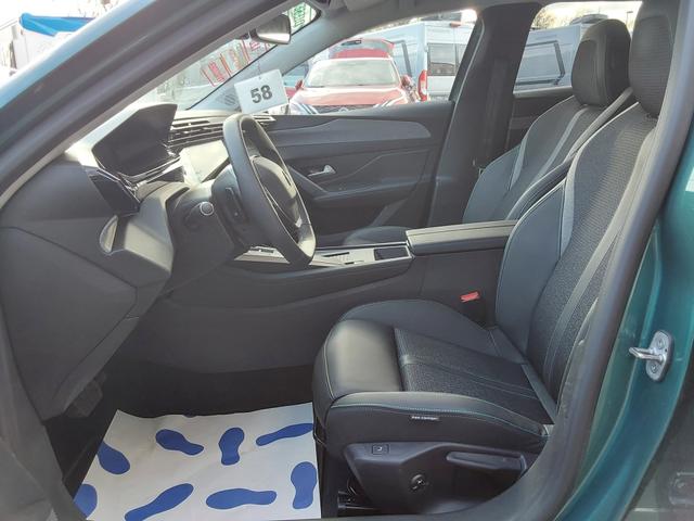 Peugeot 308 SW 1.5 BlueHDI 130 Allure ACC/AHK/LED/PDC/KAM/NAV 