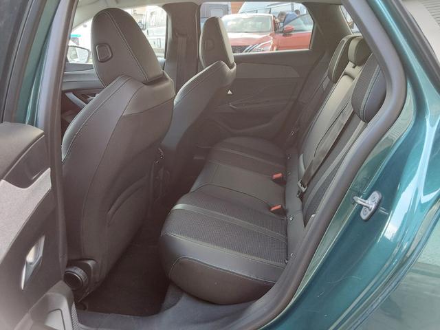 Peugeot 308 SW 1.5 BlueHDI 130 Allure ACC/AHK/LED/PDC/KAM/NAV 