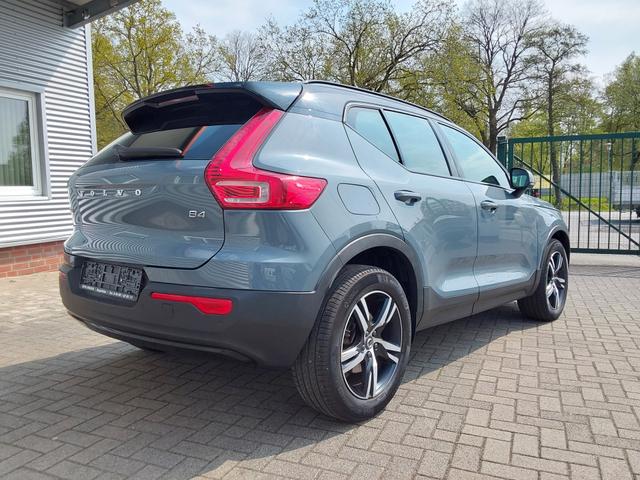 Volvo XC40 B4 B R-Design ACC/SHZ/LED/PDC/KAM/NAV 