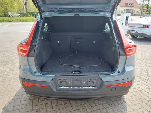 Volvo XC40 B4 B R-Design ACC/SHZ/LED/PDC/KAM/NAV 
