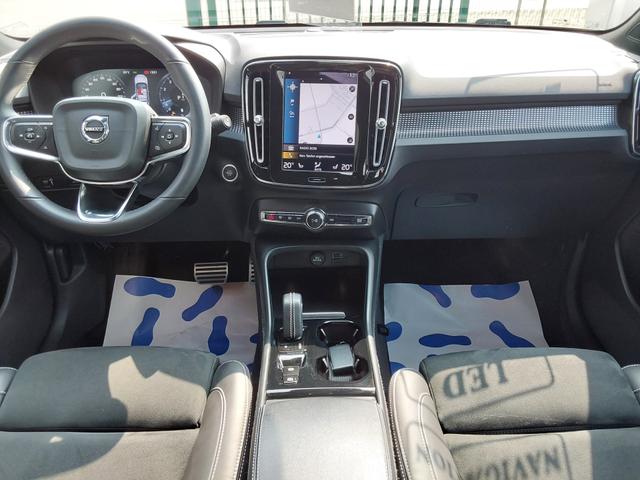Volvo XC40 B4 B R-Design ACC/SHZ/LED/PDC/KAM/NAV 