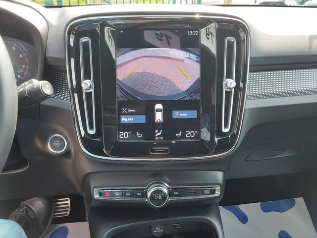 Volvo XC40 B4 B R-Design ACC/SHZ/LED/PDC/KAM/NAV 
