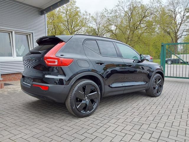 Volvo XC40 B3 2WD Plus Black Edition AHK/ACC/H&K/PDC/SHZ/KAM/NAV 